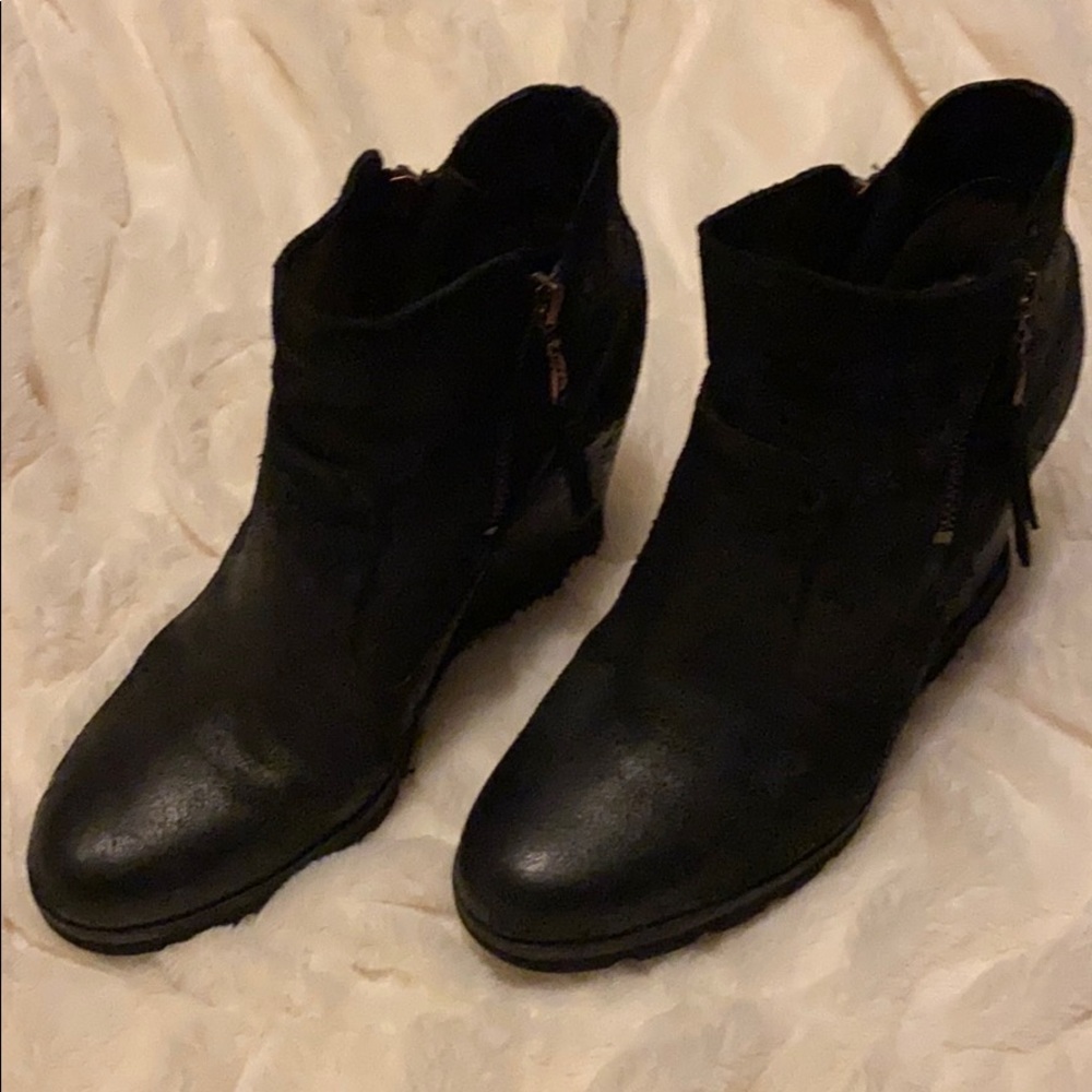 EUC Ugg Booties